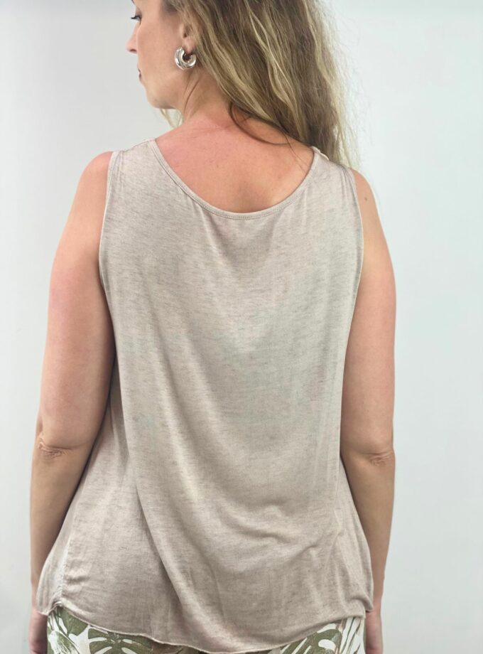 Blusa cuello caído cruzada taupe