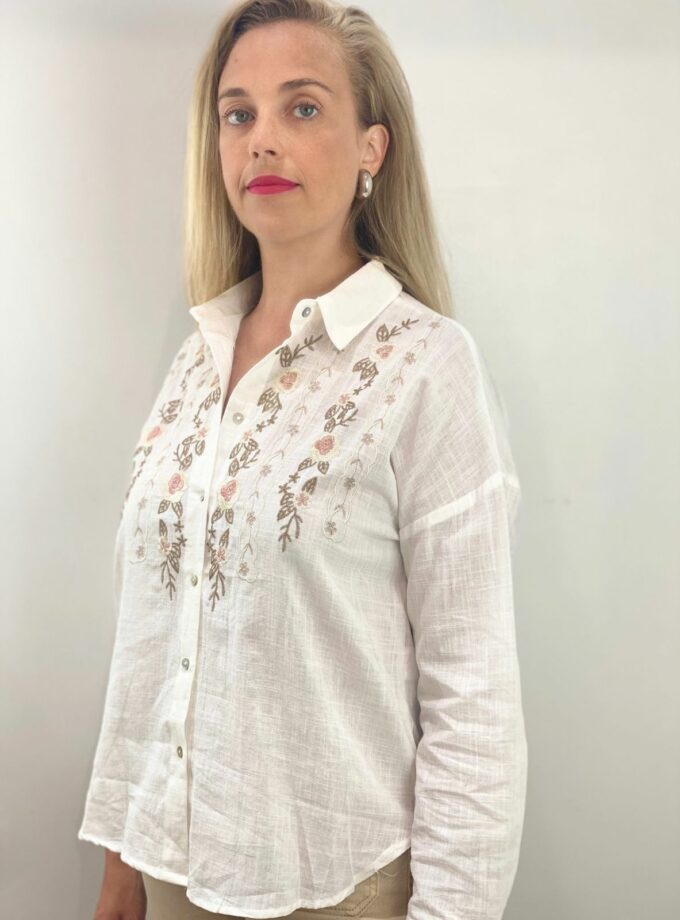 Camisa bordado flores