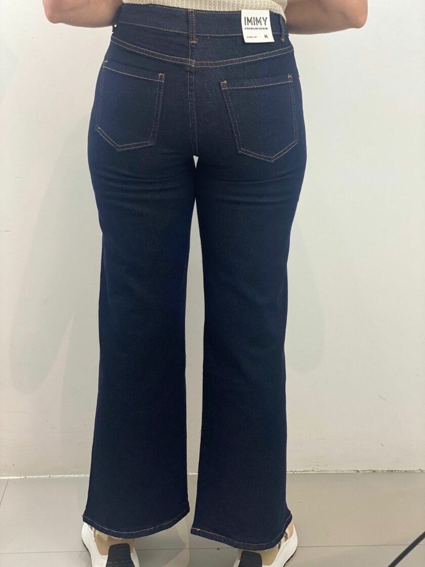 Pantalón vaquero pata ancha