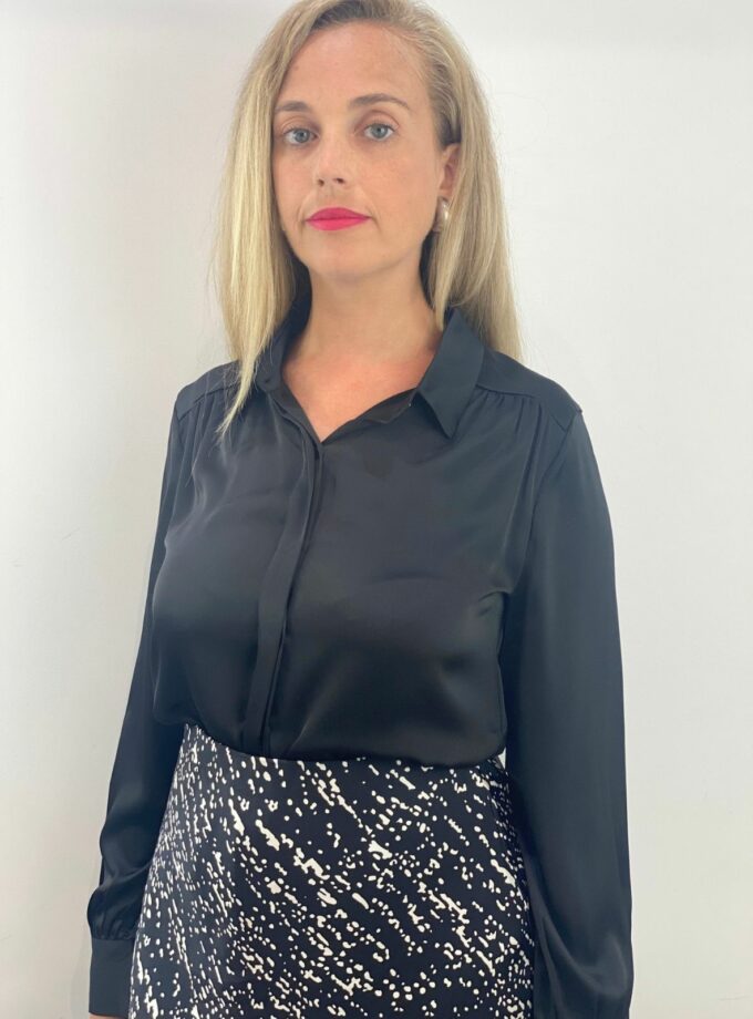 Camisa raso negra