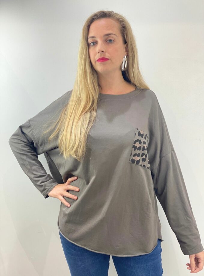 Sudadera marrón tierra bolsillo leopardo