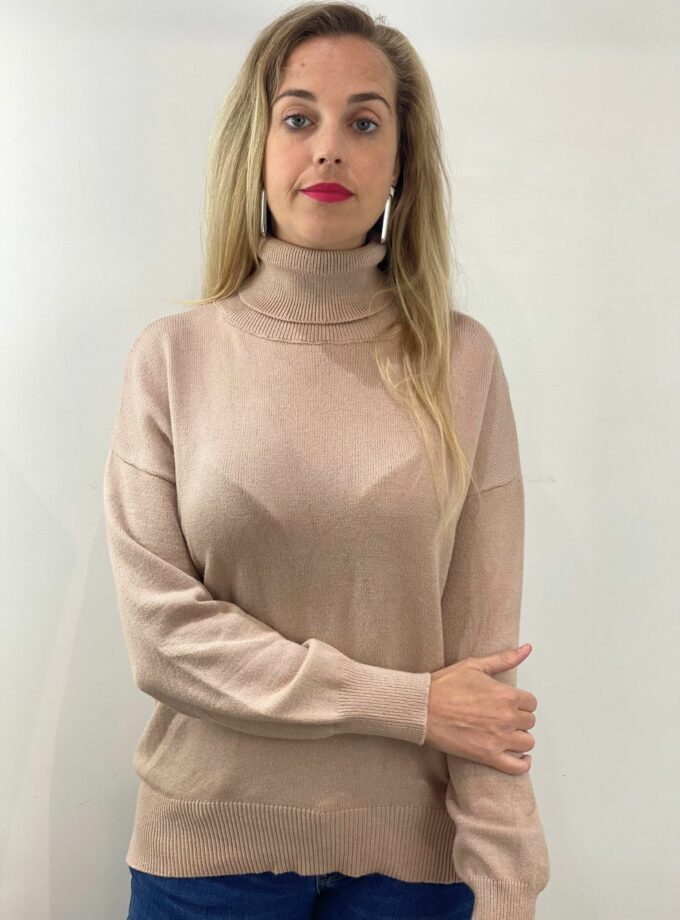 Jersey beige cuello vuelto