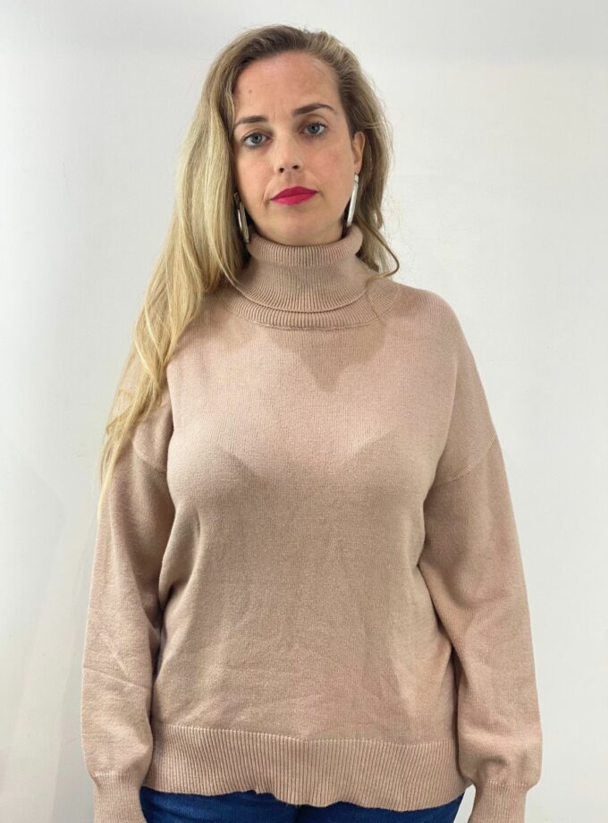 Jersey beige cuello vuelto
