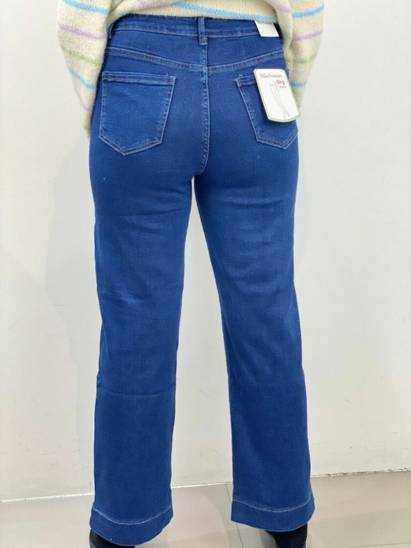 Pantalón vaquero para ancha con dobladillos