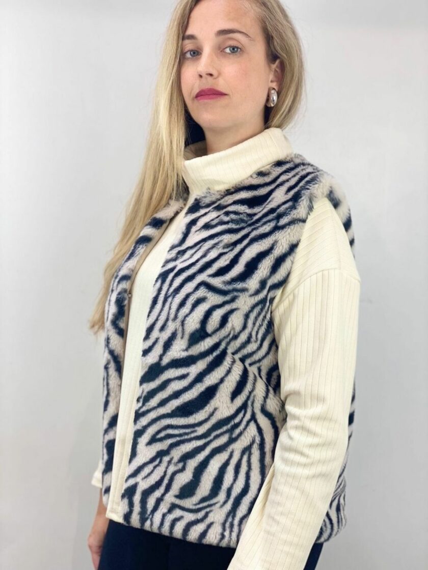 Chaleco pelo estampado animal