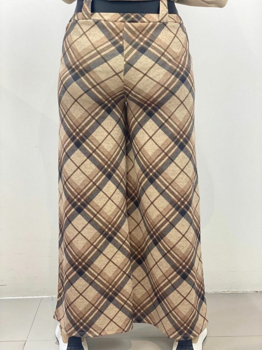 Pantalón pata ancha estampado cuadros