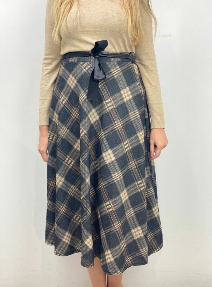 Falda midi estampada cuadros