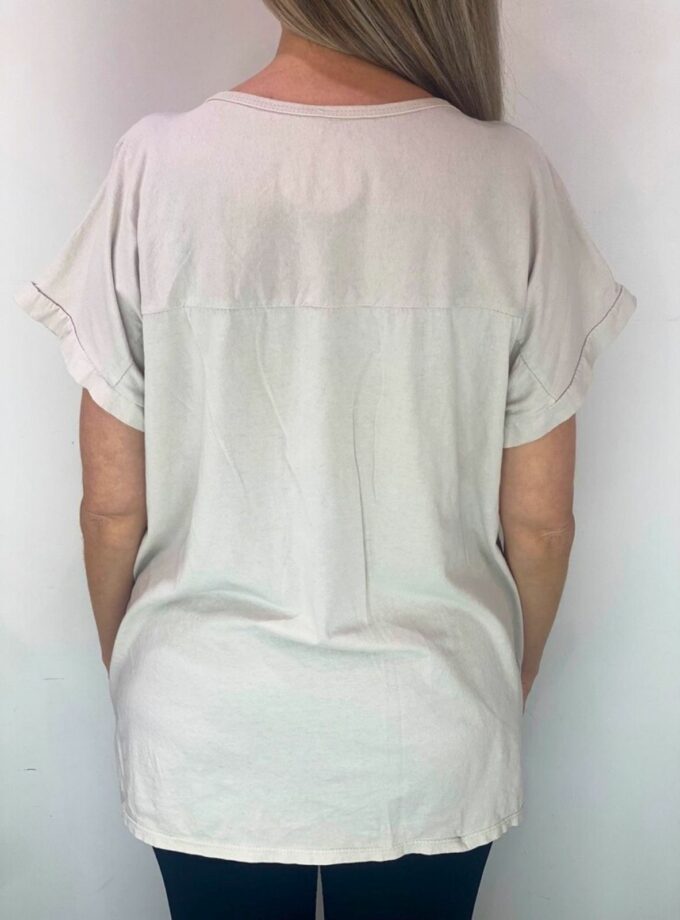 Camiseta beige estampada