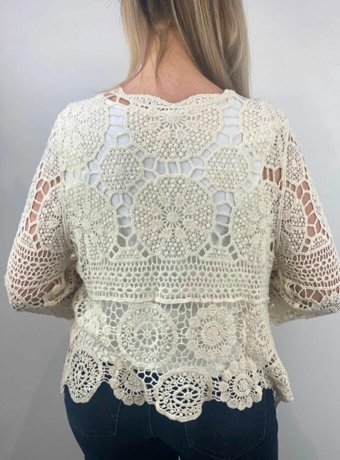 Rebeca croché color beige