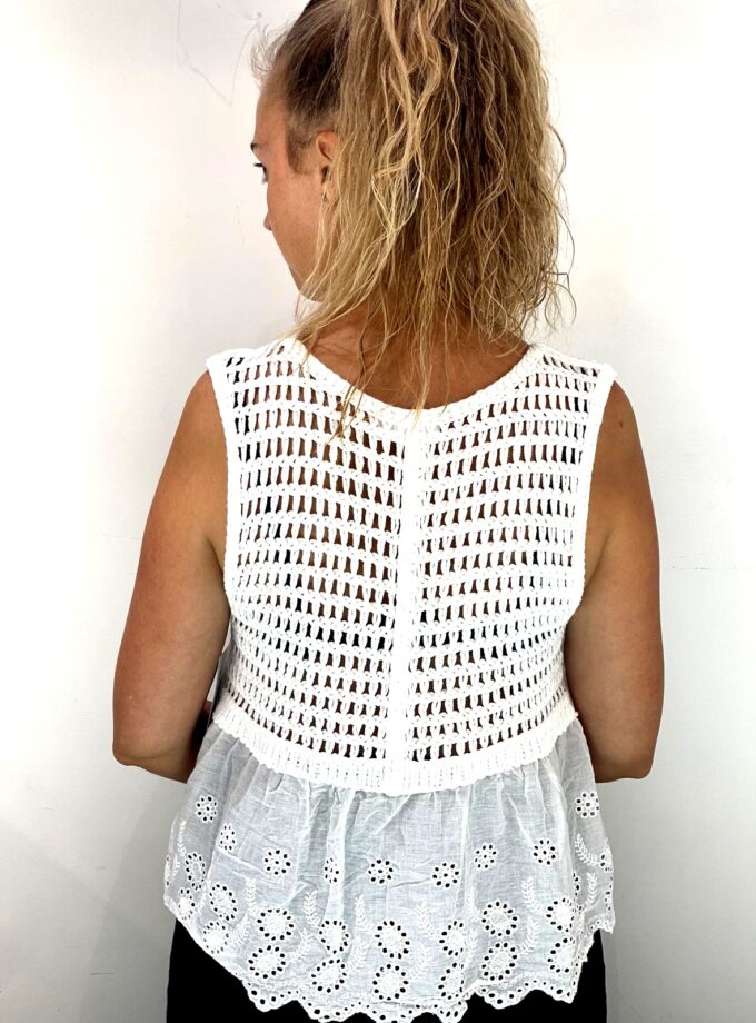 Chaleco croché abajo encaje