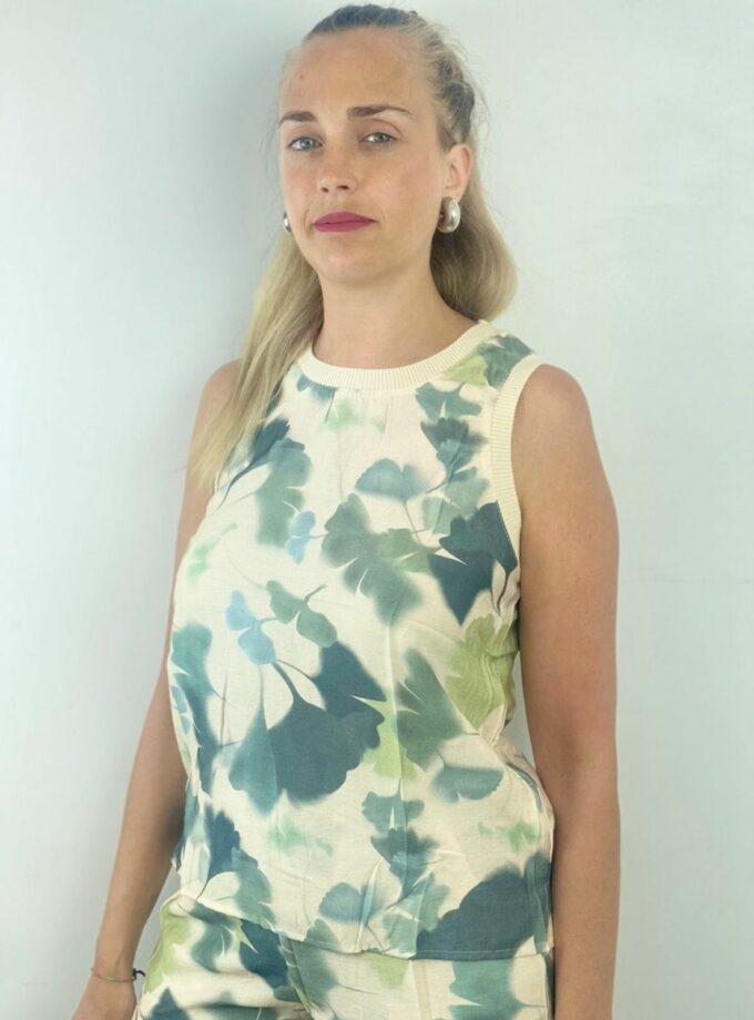 Blusa estampada hoja verde